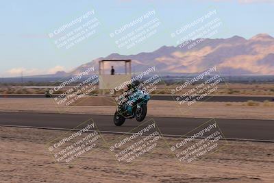 media/Sep-11-2022-SoCal Trackdays (Sun) [[81b7e951af]]/Back Straight Speed (850am)/